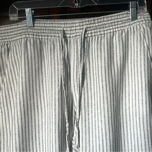 GAP White and Navy Striped Easy Pants